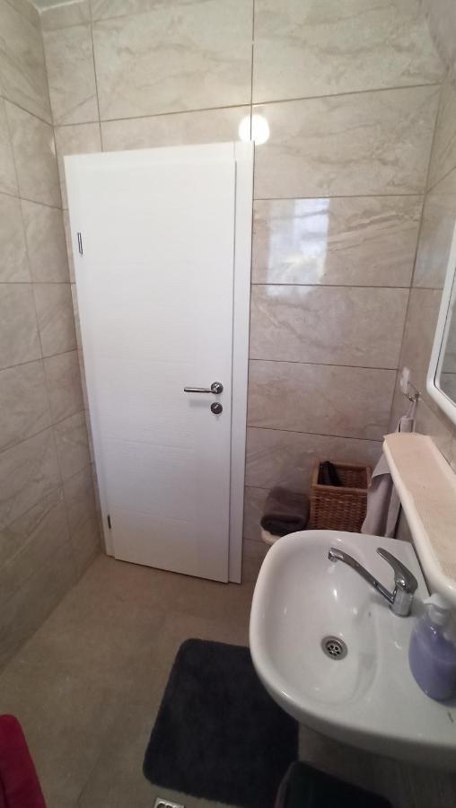 Cozy Room With A Balcony سراييفو المظهر الخارجي الصورة